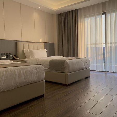 Bole Jing Pin Hotel Сиханоуквил Екстериор снимка