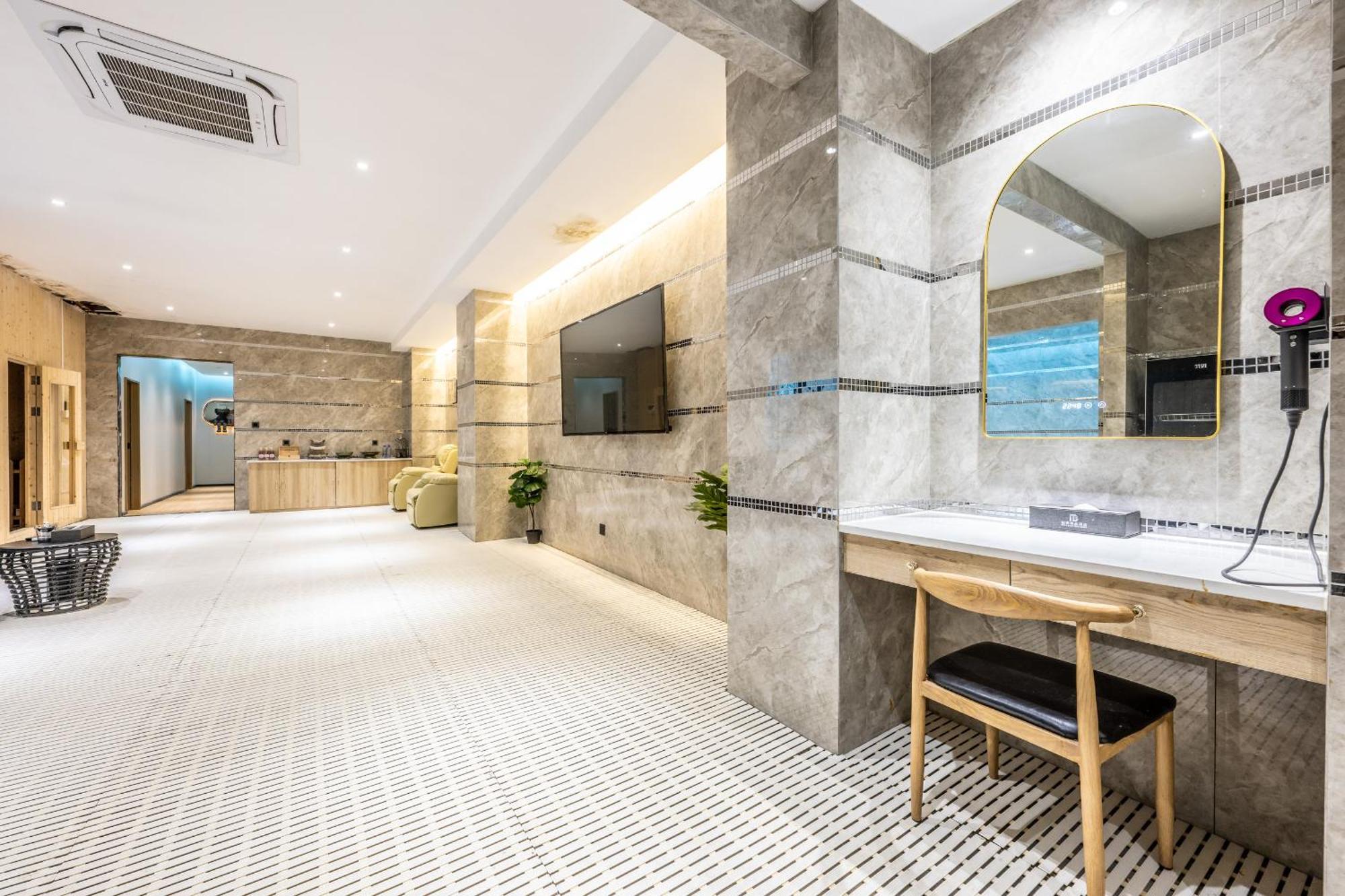 Bole Jing Pin Hotel Сиханоуквил Екстериор снимка