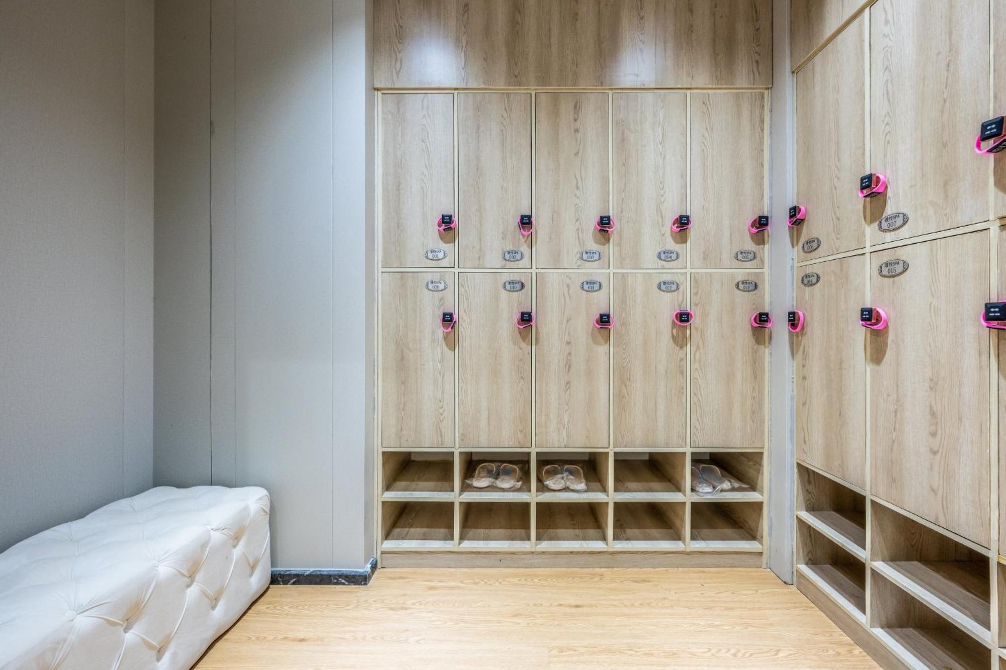 Bole Jing Pin Hotel Сиханоуквил Екстериор снимка