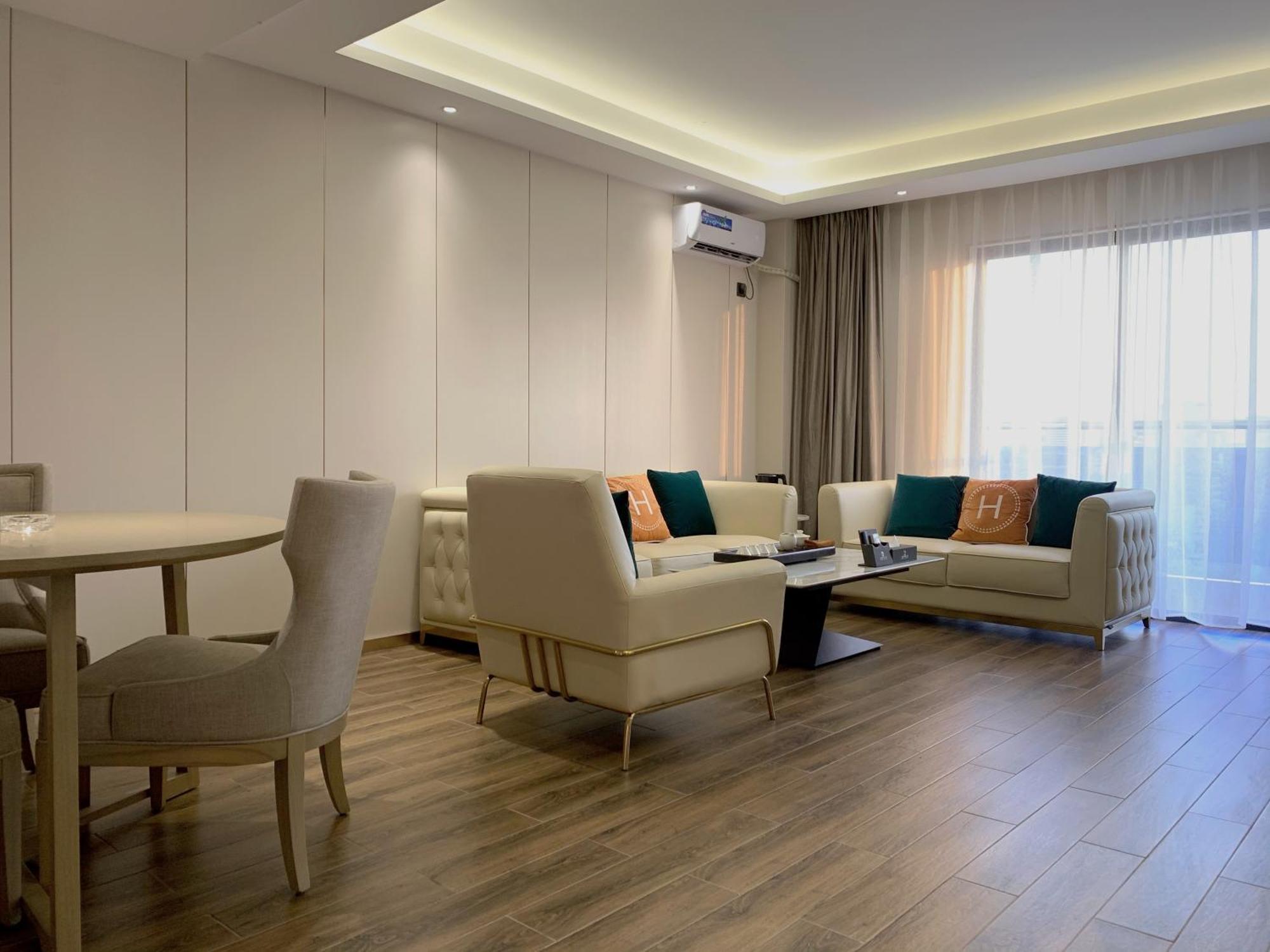 Bole Jing Pin Hotel Сиханоуквил Екстериор снимка